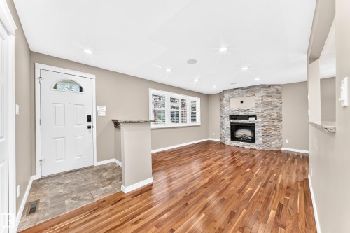 6307 92A Avenue Nw, Edmonton, AB - Indoor With Fireplace