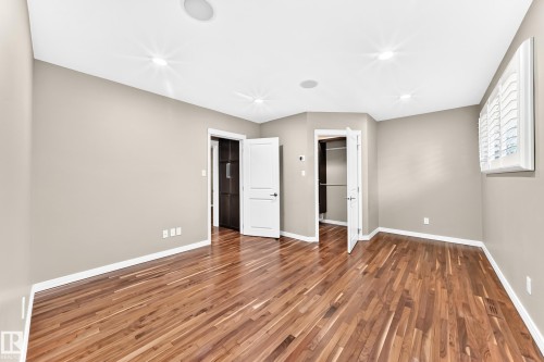 6307 92A Avenue Nw, Edmonton, AB - Indoor Photo Showing Other Room