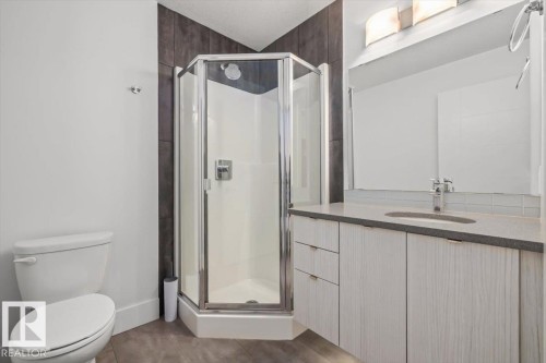 #104 10030 83 Av Nw, Edmonton, AB - Indoor Photo Showing Bathroom