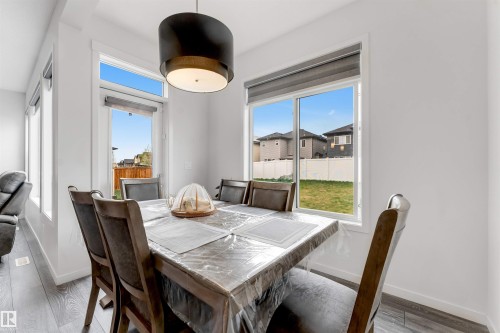 933 Mcconachie Boulevard Nw, Edmonton, AB - Indoor Photo Showing Dining Room