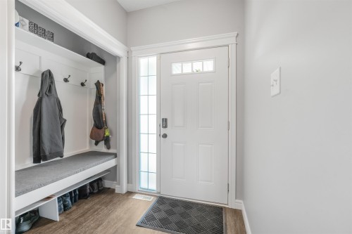 17107 38 Street Nw, Edmonton, AB - Indoor Photo Showing Other Room