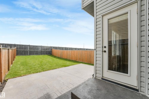 17107 38 Street Nw, Edmonton, AB - Outdoor
