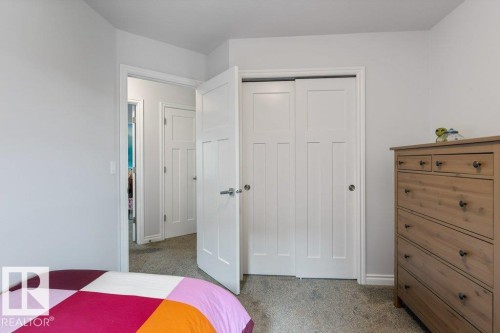 2335 Sparrow Crescent Nw, Edmonton, AB - Indoor Photo Showing Bedroom