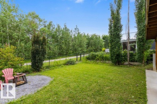 2335 Sparrow Crescent Nw, Edmonton, AB - Outdoor
