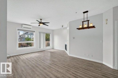 #207 10707 102 Av Nw, Edmonton, AB - Indoor