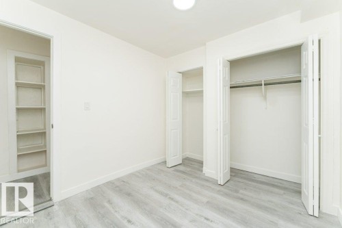 10712 103 Street Nw, Edmonton, AB - Indoor Photo Showing Other Room