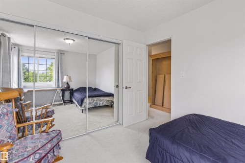 69 Harwood Drive, St. Albert, AB - Indoor Photo Showing Bedroom