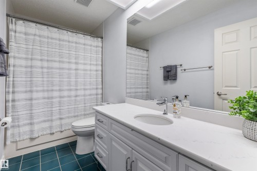 69 Harwood Drive, St. Albert, AB - Indoor Photo Showing Bathroom