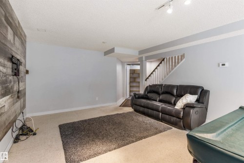 69 Harwood Drive, St. Albert, AB - Indoor