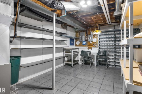 69 Harwood Drive, St. Albert, AB - Indoor