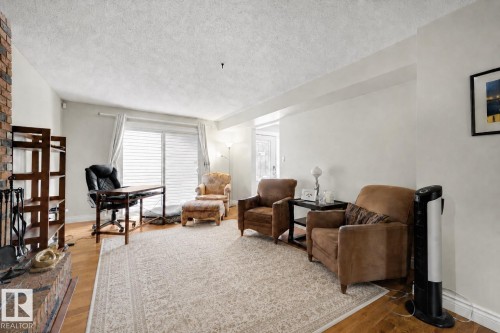 11233 34A Avenue Nw, Edmonton, AB - Indoor