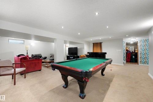 11233 34A Avenue Nw, Edmonton, AB - Indoor Photo Showing Other Room