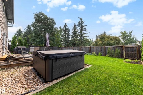 11233 34A Avenue Nw, Edmonton, AB - Outdoor