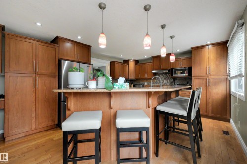 11233 34A Avenue Nw, Edmonton, AB - Indoor