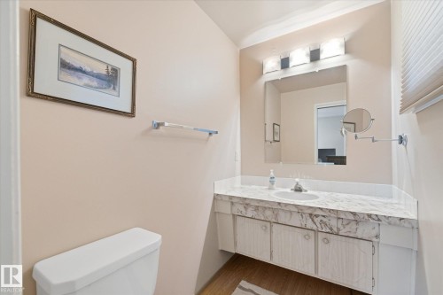 7 Falstaff Avenue, St. Albert, AB - Indoor Photo Showing Bathroom