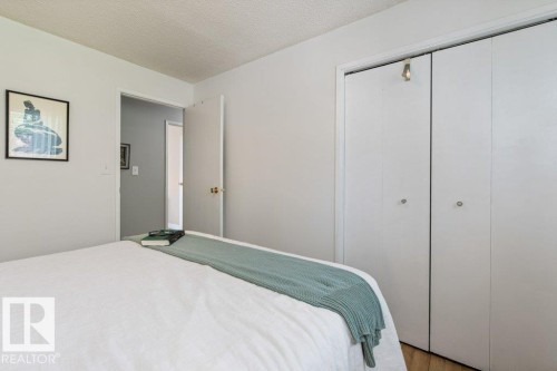 57 Patterson Crescent, St. Albert, AB - Indoor Photo Showing Bedroom