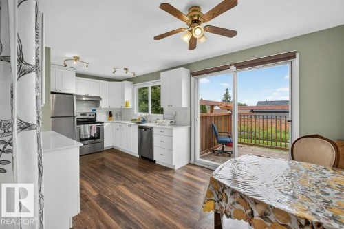 6230 36A Avenue Nw, Edmonton, AB - Indoor