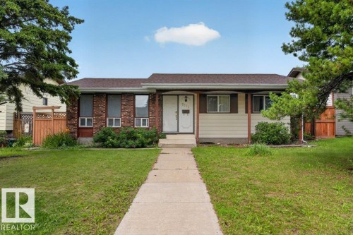 6230 36A Avenue Nw, Edmonton, AB - Outdoor With Facade