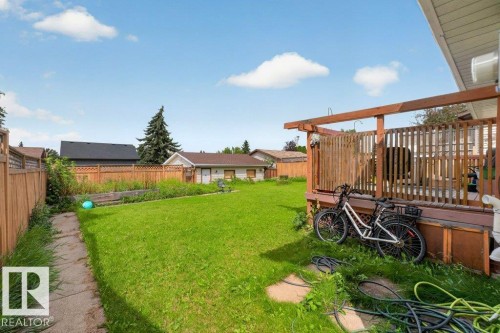 6230 36A Avenue Nw, Edmonton, AB - Outdoor