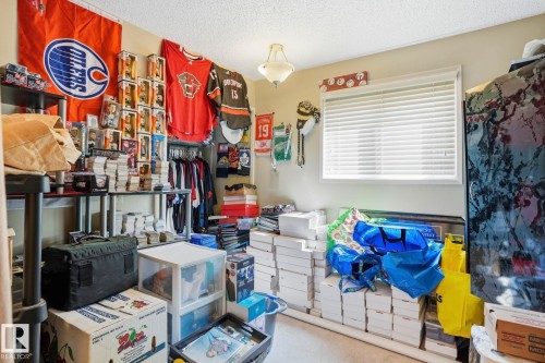 Image quality insufficient for description - 5702 52 Avenue, Beaumont, AB - Indoor
