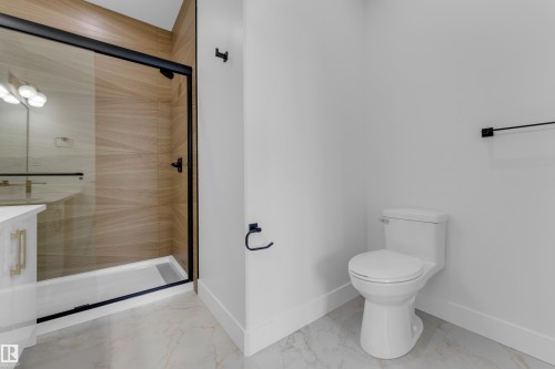 458 Crystal Creek Link, Leduc, AB - Indoor Photo Showing Bathroom