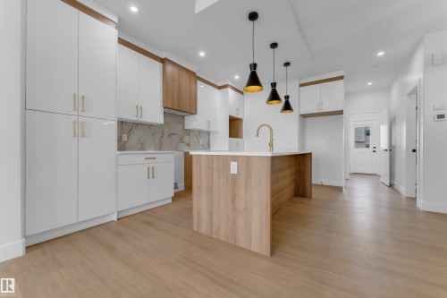 458 Crystal Creek Link, Leduc, AB - Indoor Photo Showing Kitchen