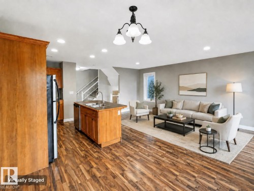 27 Deer Coulee Drive, Didsbury, AB - Indoor