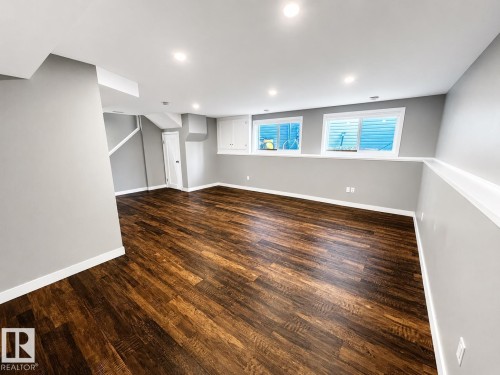 27 Deer Coulee Drive, Didsbury, AB - Indoor Photo Showing Other Room