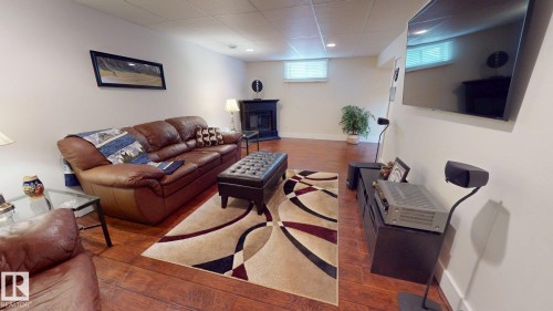 15627 83 Avenue Nw, Edmonton, AB - Indoor Photo Showing Other Room