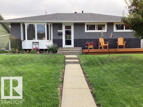 15627 83 Avenue Nw, Edmonton, AB - Outdoor With Facade
