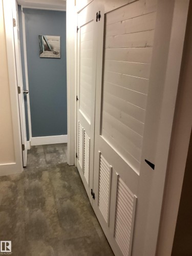 15627 83 Avenue Nw, Edmonton, AB - Indoor Photo Showing Other Room