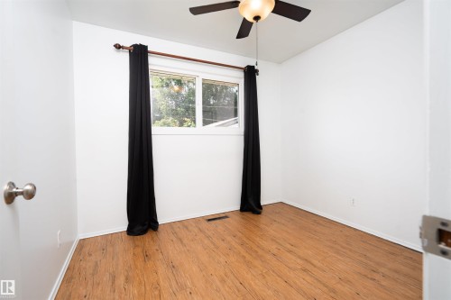 3829 113 Avenue Nw, Edmonton, AB - Indoor Photo Showing Other Room