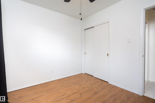 3829 113 Avenue Nw, Edmonton, AB - Indoor Photo Showing Other Room