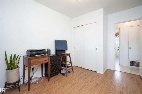 3829 113 Avenue Nw, Edmonton, AB - Indoor Photo Showing Office