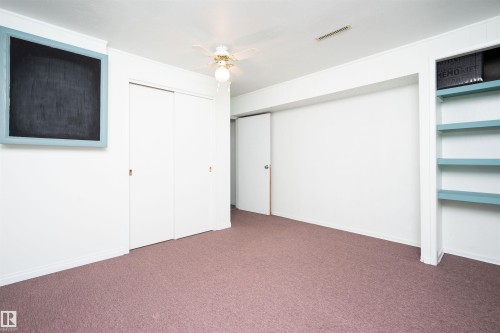 3829 113 Avenue Nw, Edmonton, AB - Indoor Photo Showing Other Room