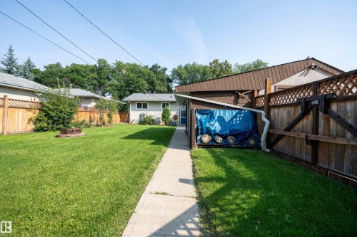 3829 113 Avenue Nw, Edmonton, AB - Outdoor