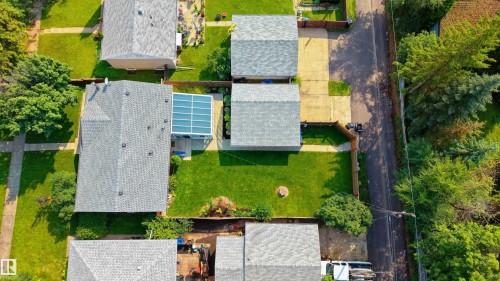 3829 113 Avenue Nw, Edmonton, AB - Outdoor