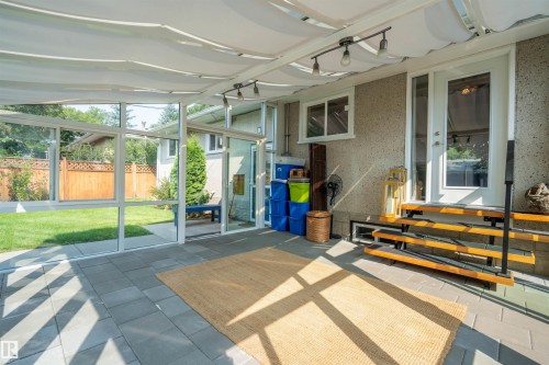 3829 113 Avenue Nw, Edmonton, AB - 
