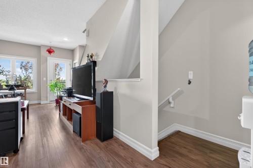 #111 804 Welsh Dr Sw, Edmonton, AB - Indoor Photo Showing Other Room