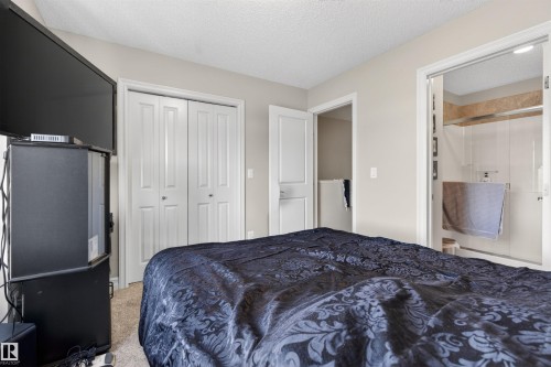 #111 804 Welsh Dr Sw, Edmonton, AB - Indoor Photo Showing Bedroom