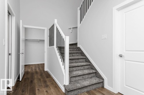 42 Chartres Close, St. Albert, AB - Indoor Photo Showing Other Room