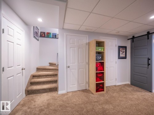 12124 17 Avenue Sw, Edmonton, AB - Indoor