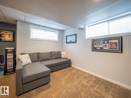12124 17 Avenue Sw, Edmonton, AB - Indoor Photo Showing Other Room