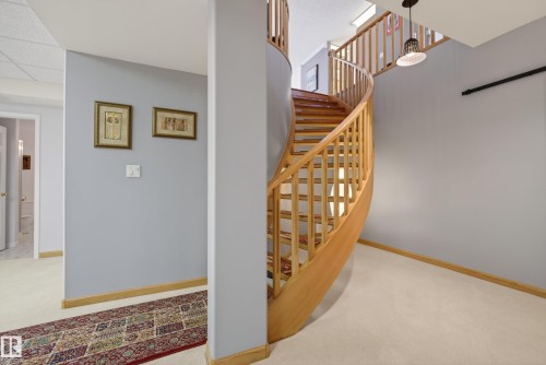 433 Twin Brooks Crescent Nw, Edmonton, AB - Indoor Photo Showing Other Room
