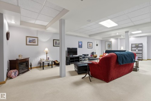 433 Twin Brooks Crescent Nw, Edmonton, AB - Indoor