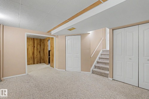 29 Mathias Avenue, Spruce Grove, AB - Indoor Photo Showing Other Room