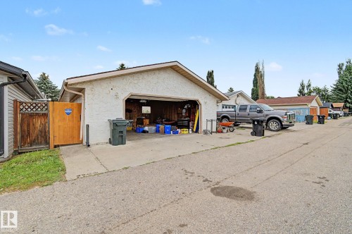 29 Mathias Avenue, Spruce Grove, AB - Outdoor