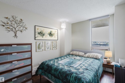 #1002 10149 Saskatchewan Dr Nw, Edmonton, AB - Indoor Photo Showing Bedroom