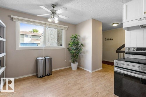 3237 132A Avenue Nw, Edmonton, AB - Indoor