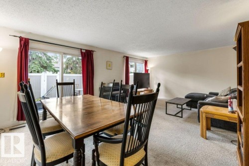 3237 132A Avenue Nw, Edmonton, AB - Indoor Photo Showing Dining Room
